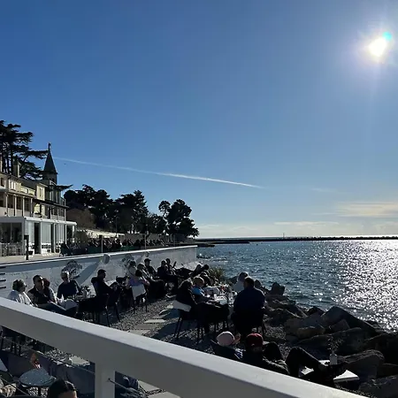 Mona-haus Mit Privatpool In Novigrad Mit Meerblick, Privatem Parkplatz Und Wallbox Holiday home *