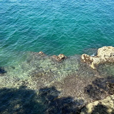 Mona-haus Mit Privatpool In Novigrad Mit Meerblick, Privatem Parkplatz Und Wallbox Holiday home