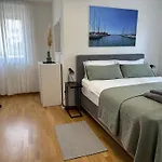 Mona-haus Mit Privatpool In Novigrad Mit Meerblick, Privatem Parkplatz Und Wallbox * Novigrad Istria