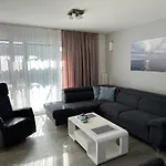 度假居 Mona-haus Mit Privatpool In Novigrad Mit Meerblick, Privatem Parkplatz Und Wallbox