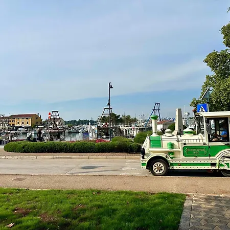 Mona-haus Mit Privatpool In Novigrad Mit Meerblick, Privatem Parkplatz Und Wallbox Casa vacanze *