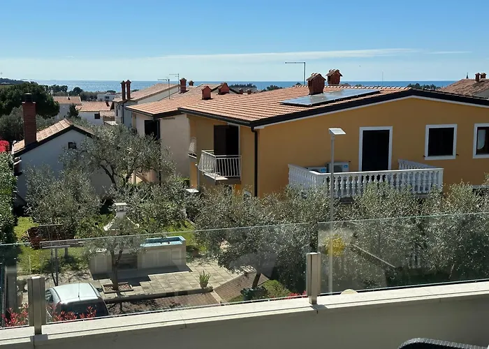 Mona-haus Mit Privatpool In Novigrad Mit Meerblick, Privatem Parkplatz Und Wallbox Novigrad Istria